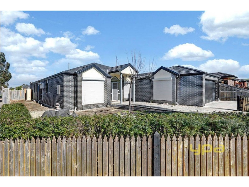 9  Broadway Street, Roxburgh Park VIC 3064