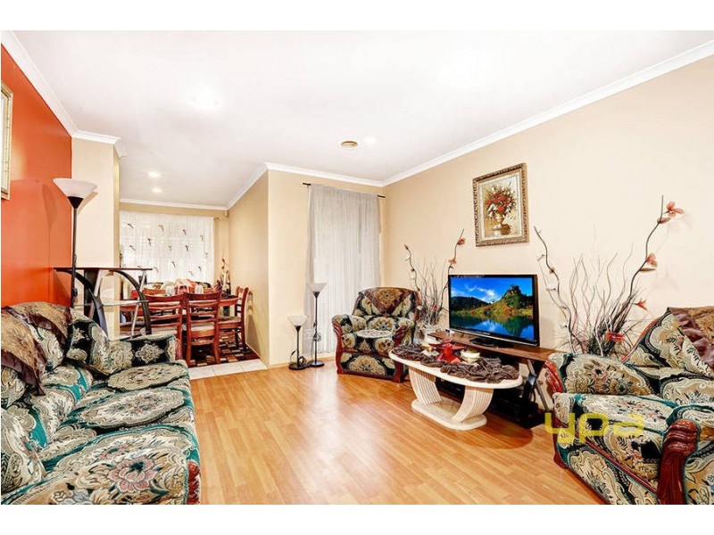 30 Bootie Court, Roxburgh Park VIC 3064