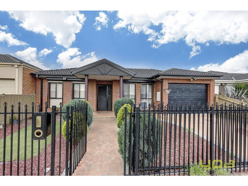 34 Broadway Street, Roxburgh Park VIC 3064