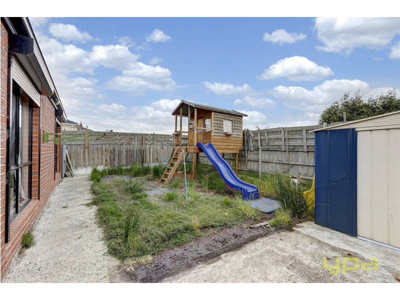 34 Broadway Street, Roxburgh Park VIC 3064