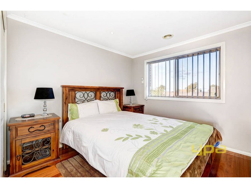 13 Athol Avenue, Roxburgh Park VIC 3064