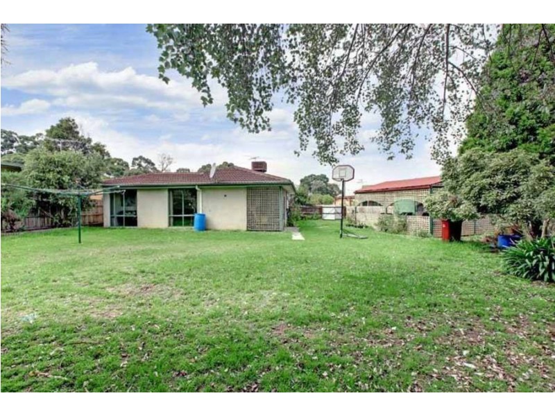 7 Werona Court, Meadow Heights VIC 3048