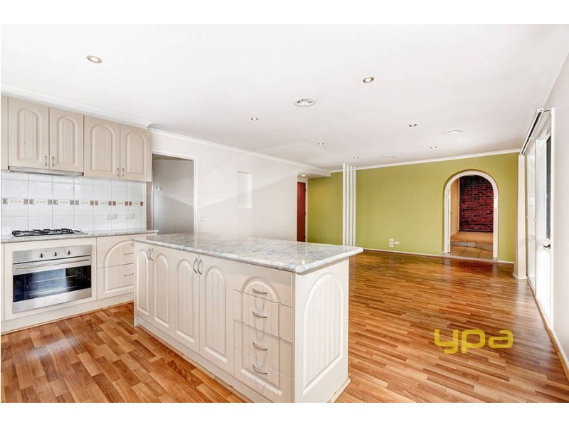 10  Camms Way, Meadow Heights VIC 3048