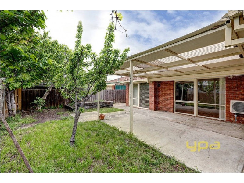 10  Camms Way, Meadow Heights VIC 3048