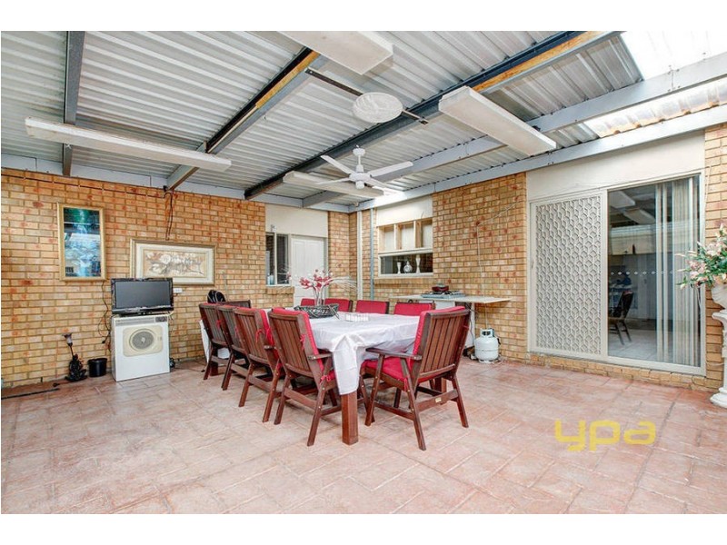 3 Parana Grove, Roxburgh Park VIC 3064