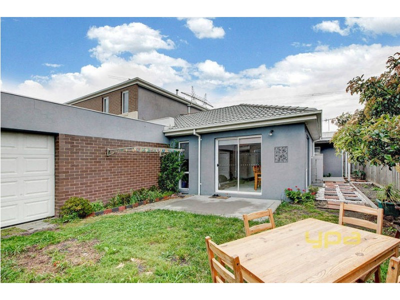 36  Lakeside Drive, Roxburgh Park VIC 3064