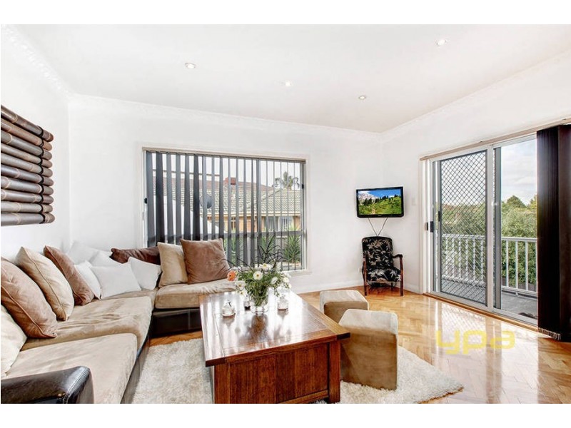 1 Linden Close, Meadow Heights VIC 3048