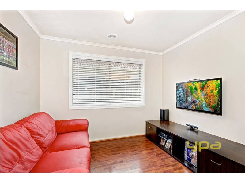 9 Lena Lane, Roxburgh Park VIC 3064