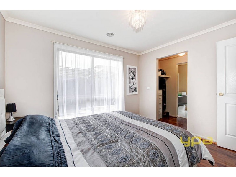 9 Lena Lane, Roxburgh Park VIC 3064