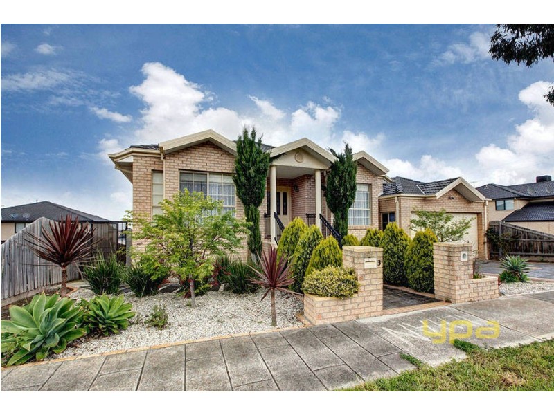 3 Gaussberg Walk, Roxburgh Park VIC 3064