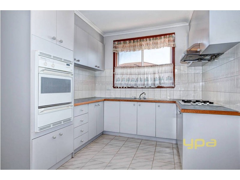 2/32 Lightwood Crescent, Meadow Heights VIC 3048