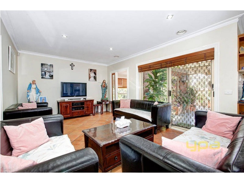 12 Dendy Court, Roxburgh Park VIC 3064