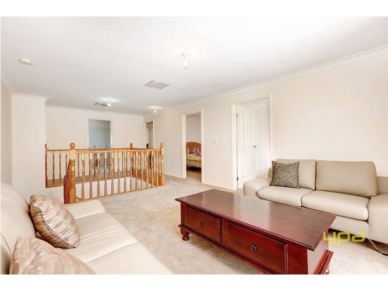 17 Cashmore Place, Roxburgh Park VIC 3064