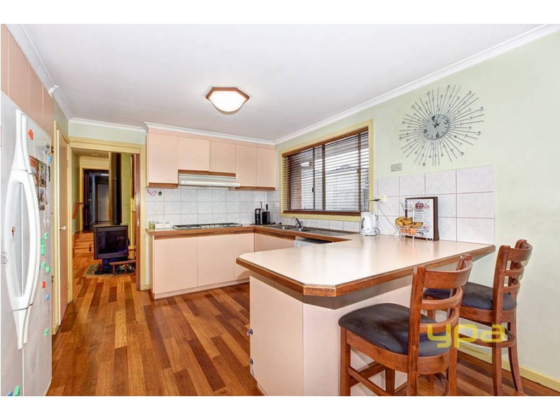 12 Ironbark Court, Meadow Heights VIC 3048