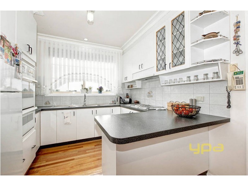 1 Rocklands Rise, Meadow Heights VIC 3048