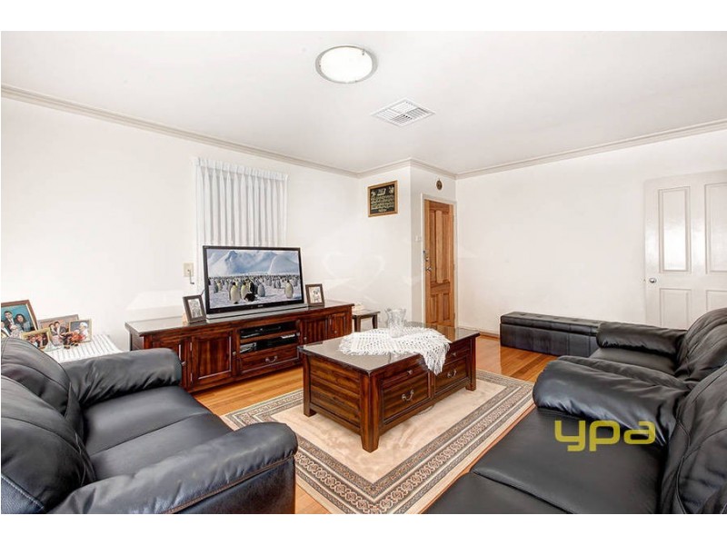 27 Warne Street, Coolaroo VIC 3048