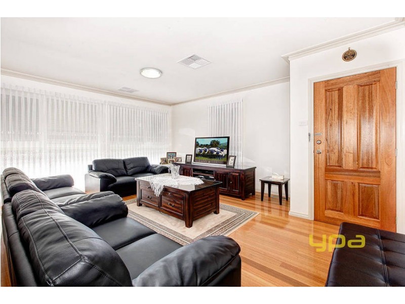 27 Warne Street, Coolaroo VIC 3048