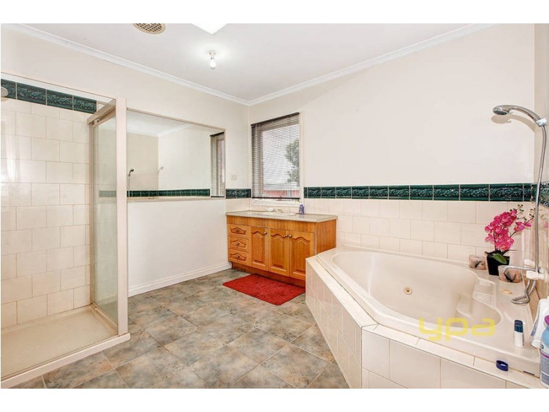 1 Richmond Terrace, Roxburgh Park VIC 3064