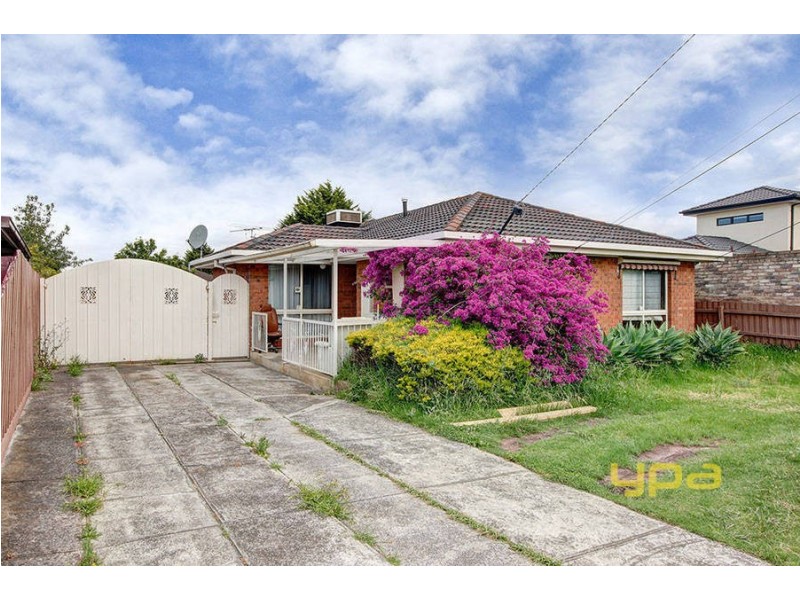 70 Malmsbury Drive, Meadow Heights VIC 3048