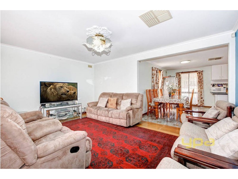 70 Malmsbury Drive, Meadow Heights VIC 3048