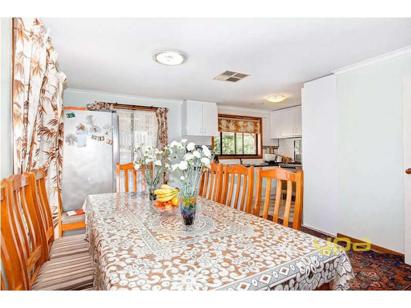 70 Malmsbury Drive, Meadow Heights VIC 3048