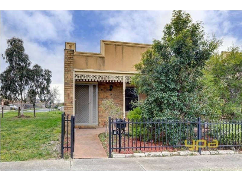 19 Grenville Terrace, Roxburgh Park VIC 3064
