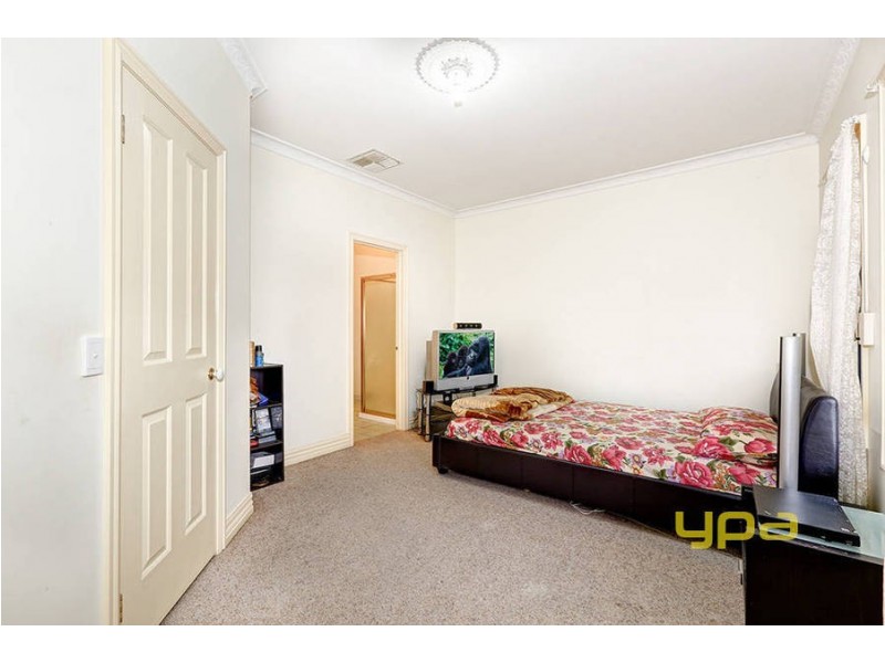 19 Grenville Terrace, Roxburgh Park VIC 3064