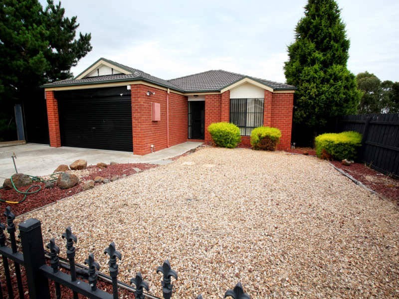 33 Mensa Court, Roxburgh Park VIC 3064