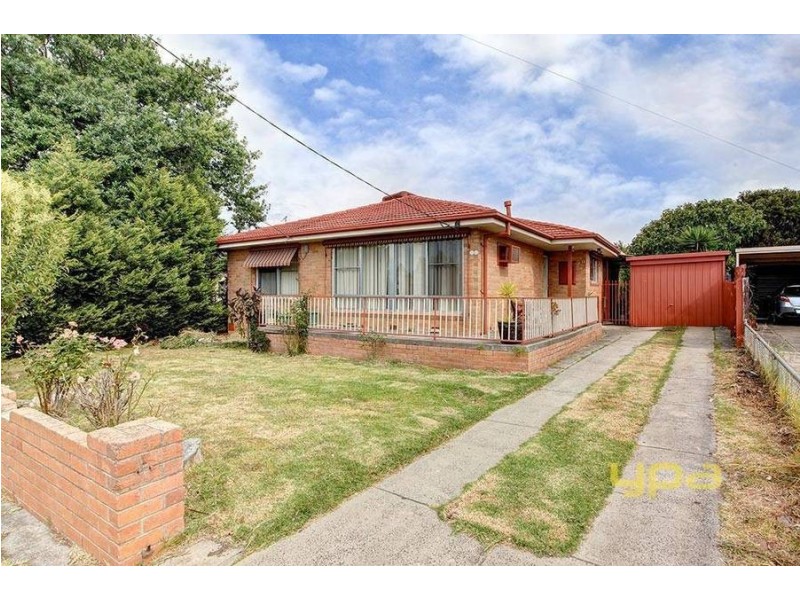 13 Crossley Crescent, Coolaroo VIC 3048