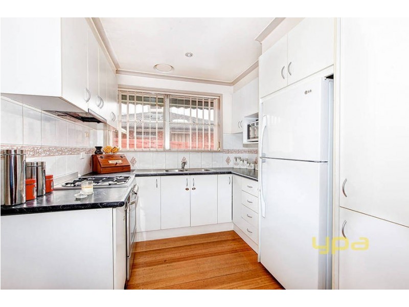 13 Crossley Crescent, Coolaroo VIC 3048