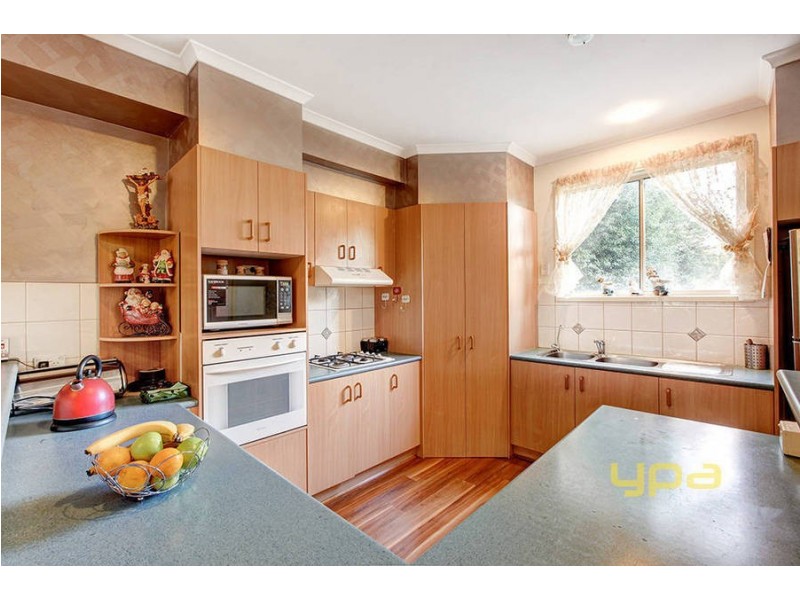 36 Paroo Avenue, Roxburgh Park VIC 3064