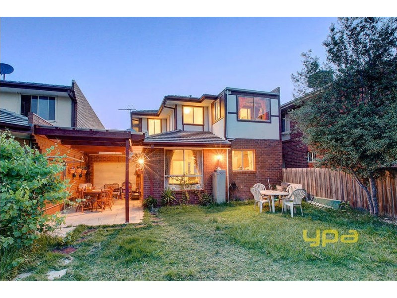 36 Paroo Avenue, Roxburgh Park VIC 3064