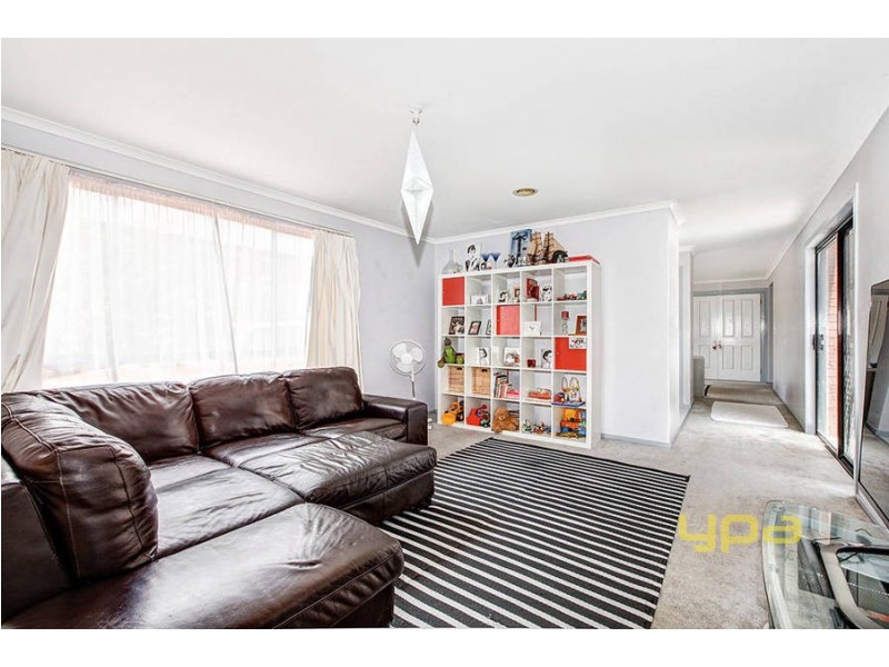 9 Addison Way, Roxburgh Park VIC 3064