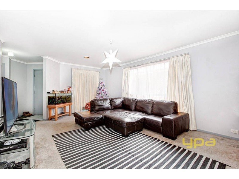 9 Addison Way, Roxburgh Park VIC 3064