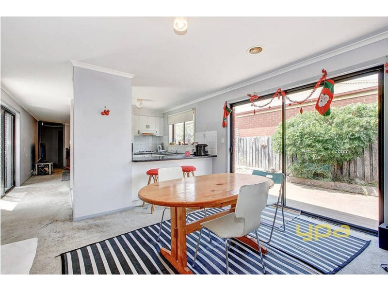 9 Addison Way, Roxburgh Park VIC 3064