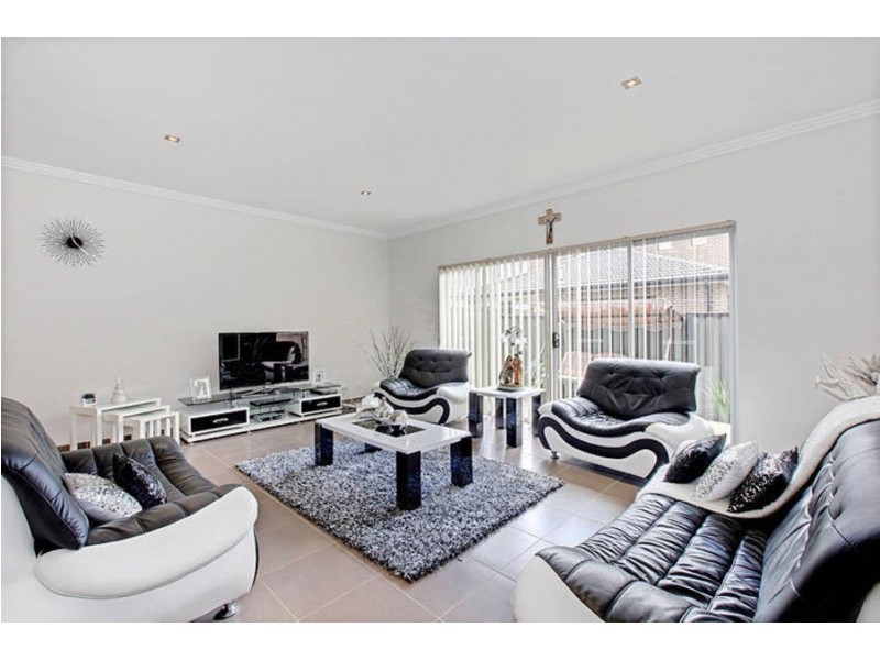 9/5 Korab Place, Roxburgh Park VIC 3064