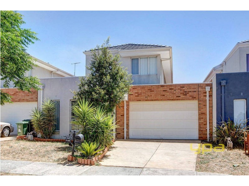 15 Donvale Avenue, Roxburgh Park VIC 3064