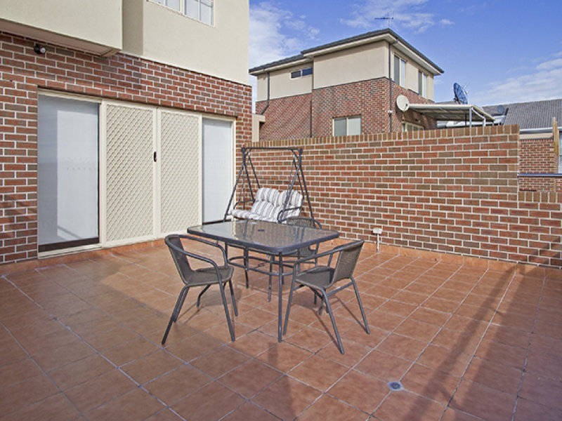 4/29-31 Ashleigh Crescent, Meadow Heights VIC 3048