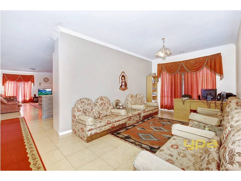 20 Mensa Court, Roxburgh Park VIC 3064