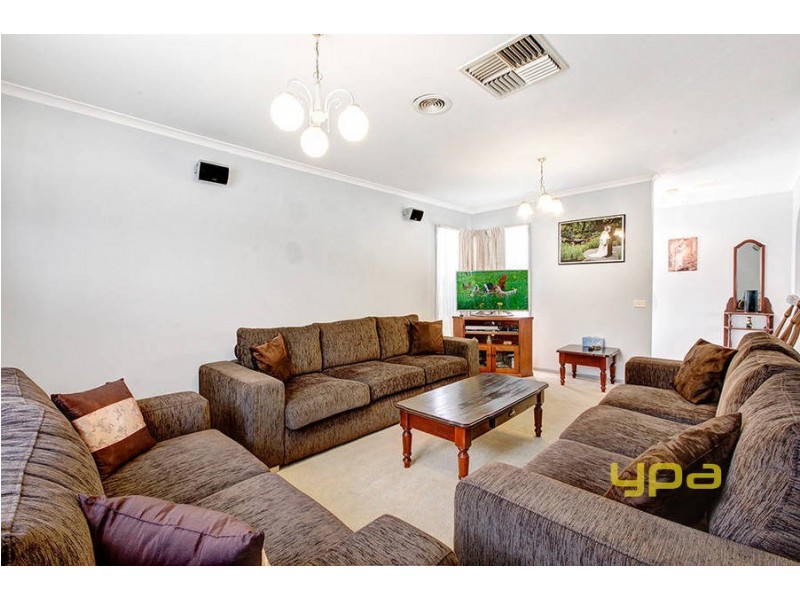 7 Fumina Court, Meadow Heights VIC 3048