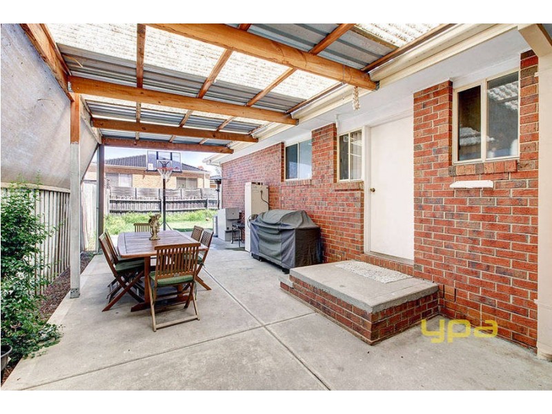 9 Limerick Court, Roxburgh Park VIC 3064