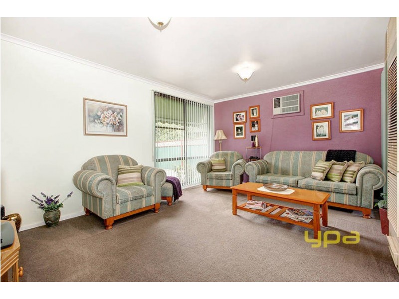 14 Navarre Court, Meadow Heights VIC 3048