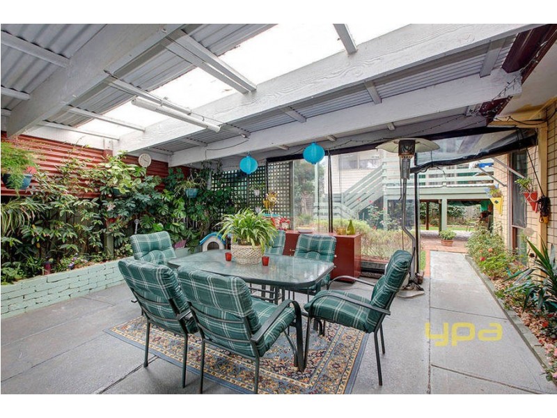 14 Navarre Court, Meadow Heights VIC 3048