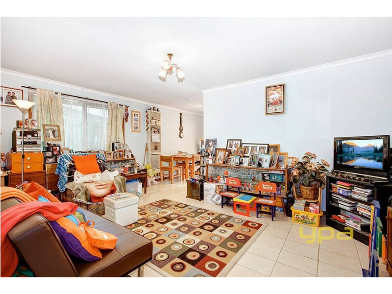 11 Mitta Mitta Way, Meadow Heights VIC 3048