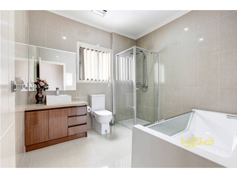 56 Bluebird Way, Roxburgh Park VIC 3064