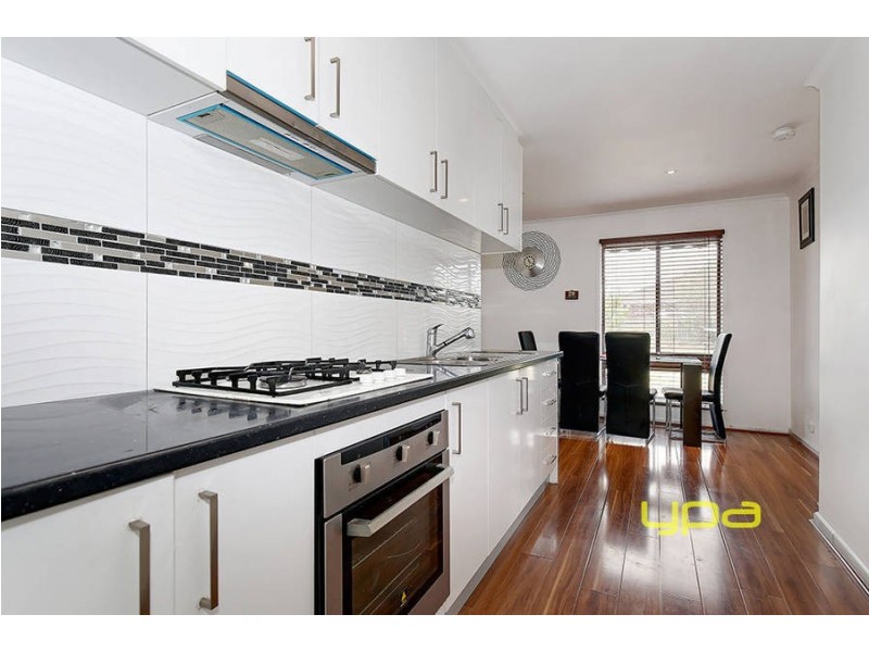 15 Eldorado Crescent, Meadow Heights VIC 3048