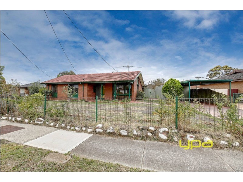 15 Eldorado Crescent, Meadow Heights VIC 3048