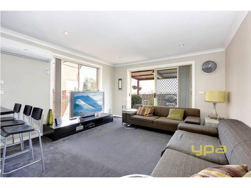 6/4-16 Melaleuca Drive, Meadow Heights VIC 3048