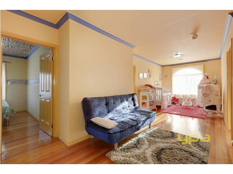 12 Centaurus Avenue, Roxburgh Park VIC 3064