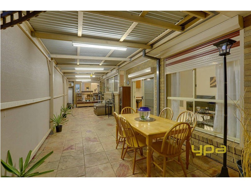 7 Truscott Avenue, Roxburgh Park VIC 3064